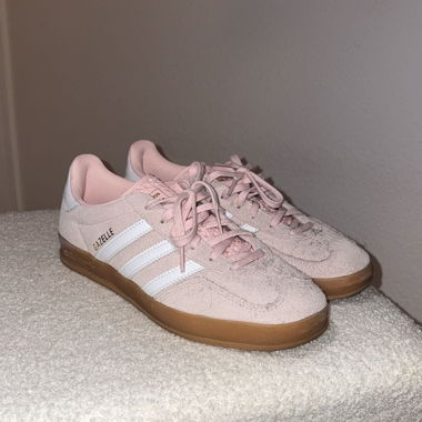 Scarpa rosa Gazel