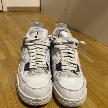 Jordan 4 