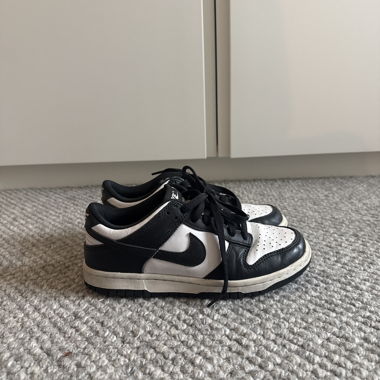 Baskets Nike Dunk Panda basse