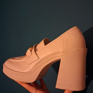 Plateau Pumps, 37.5