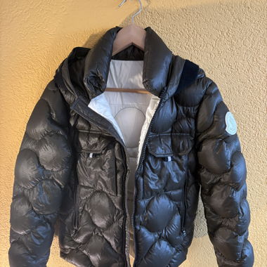 Moncler-Daunenjacke Kindergrösse 14 Jahre