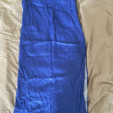 Jupe midi bleue ZARA avec fente sur le côté