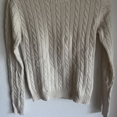 Beiger Strickpullover