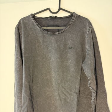 Tigha Shirt (langärmig)