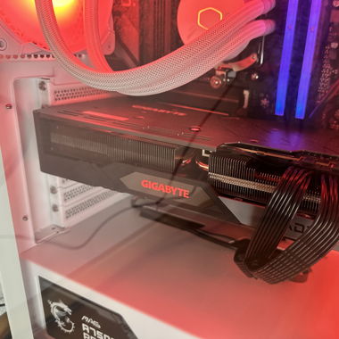 Gigabyte RX 7800 XT 16GO