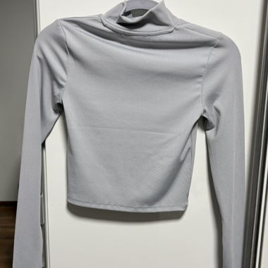 Graue Crop-Zipjacke