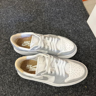 Nike Air Sneaker