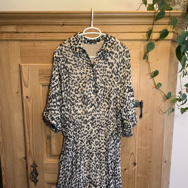 Blusenkleid