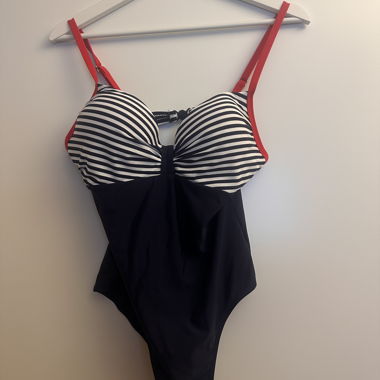 Costume da bagno a righe