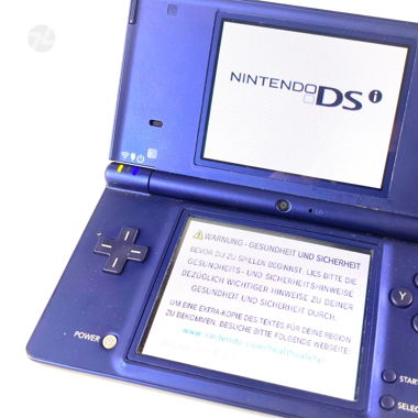 Nintendo DSi Konsole & Netzteil ohne Speicherkarte