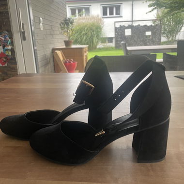 Schuhe mit Absatz