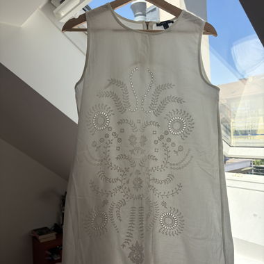 Robe sans manches Mango