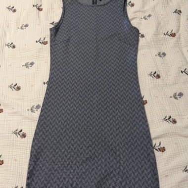 Ärmelloses Mini-Kleid
