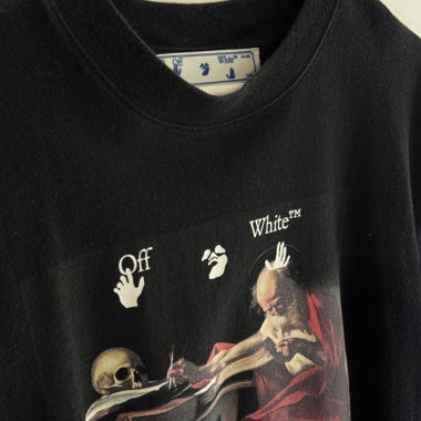 Off-White T-Shirt