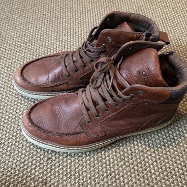 Stivaletti sneaker in pelle Geox