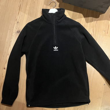 Adidas Sweater 