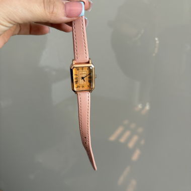 Orologio con bracciale rosa