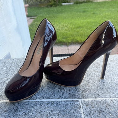 Chaussures bordeaux à talon