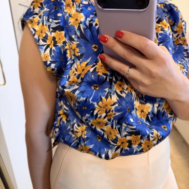 Blouse sans manches florale