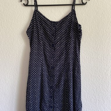 Minikleid mit Punktmuster